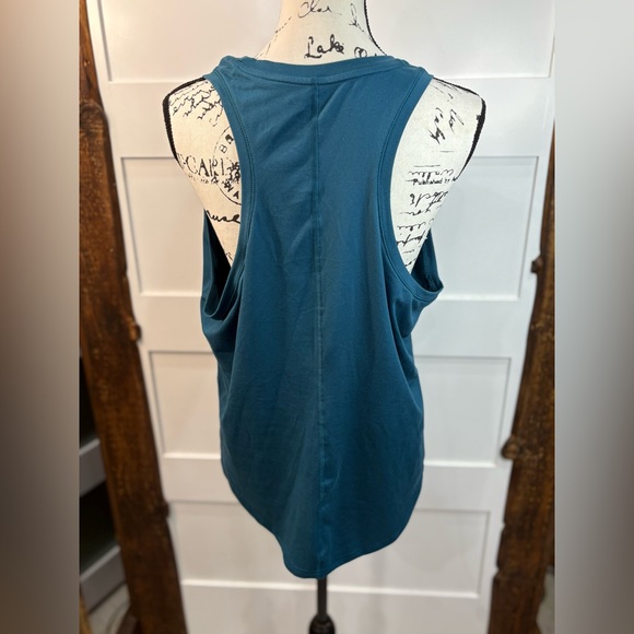 All in Motion Women’s Tank Top XL Teal Sleeveless Athletic Workout Shirt - Picture 2 of 6